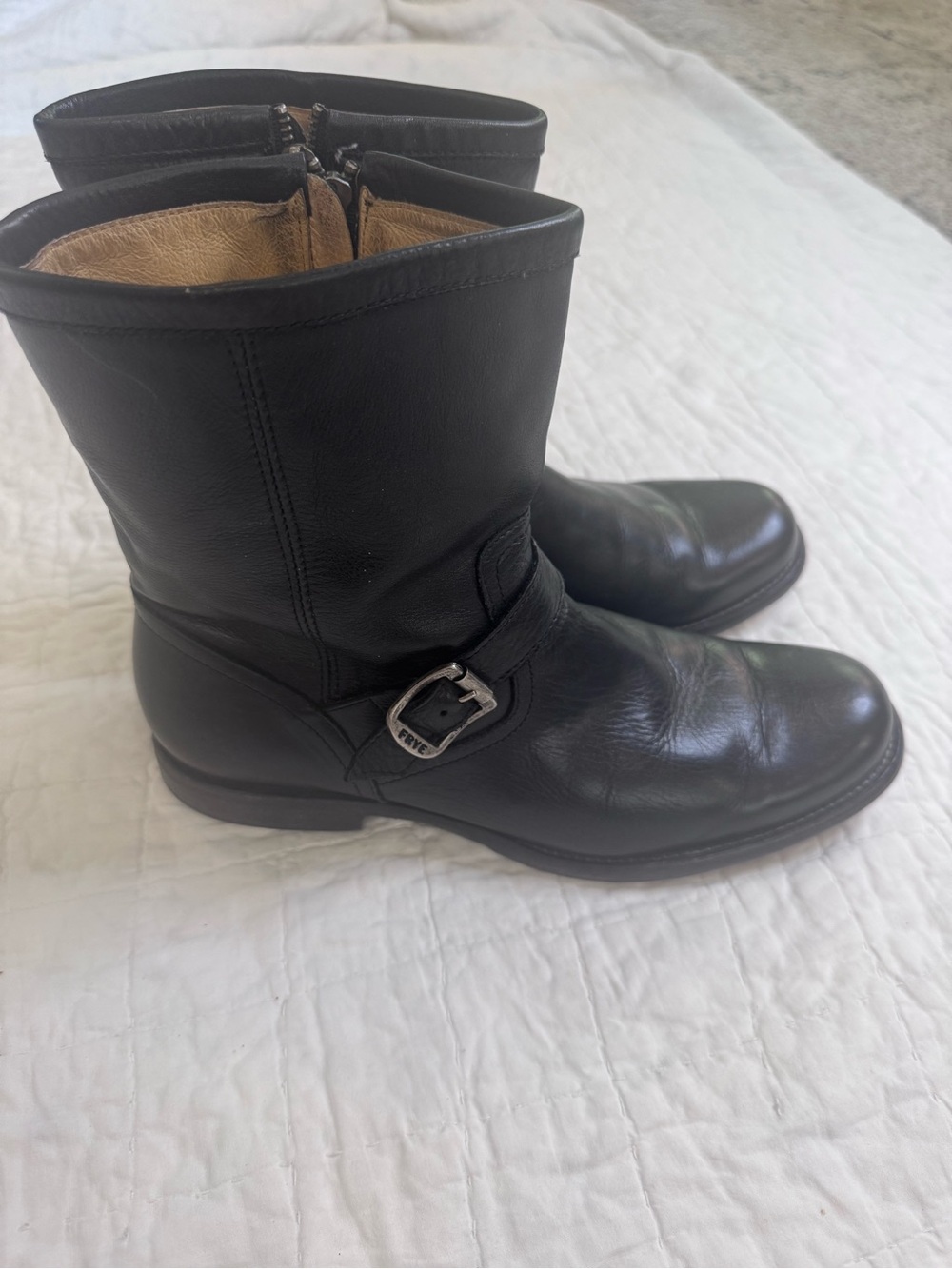 Frye Black Leather moto Boots VGUC men's 9, women's 10.5 mid calf silver buckle
